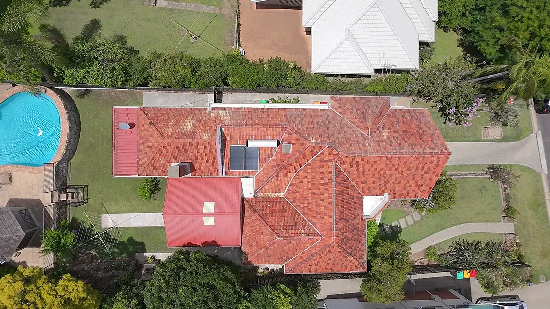 The same Moorooka tile roof from the air after cleaning